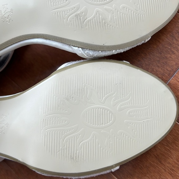 ☀️ Girls white sparkling shoes - Picture 10 of 15